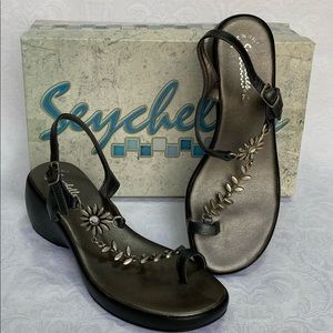 Seychelles Dayzee Sandal, Pewter, Size 7.5